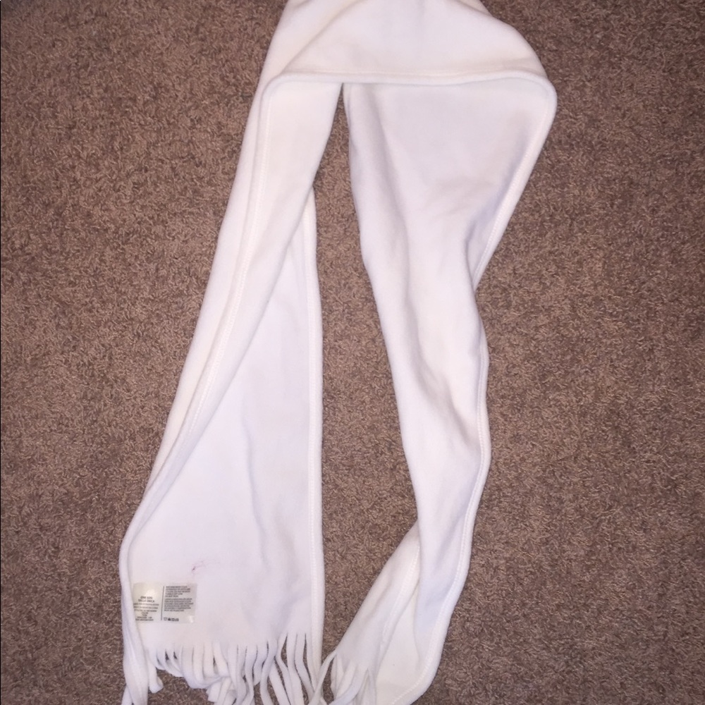White comfy scarf